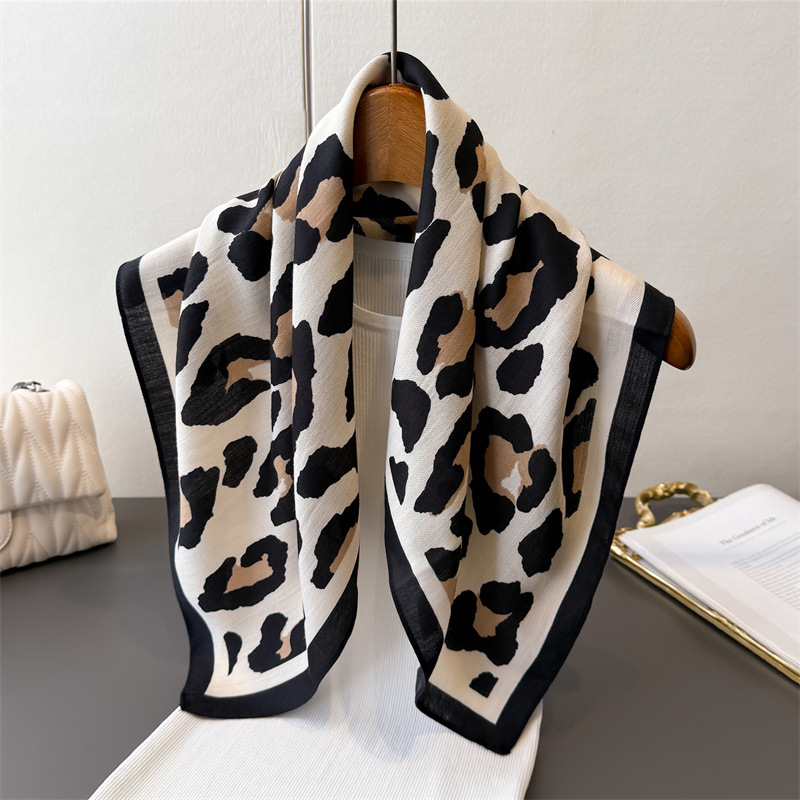 레오파드 프린트 봄-여름 70% 인조 실크 프리미엄 스 - Scarf Silk Square 리뷰 및 가격