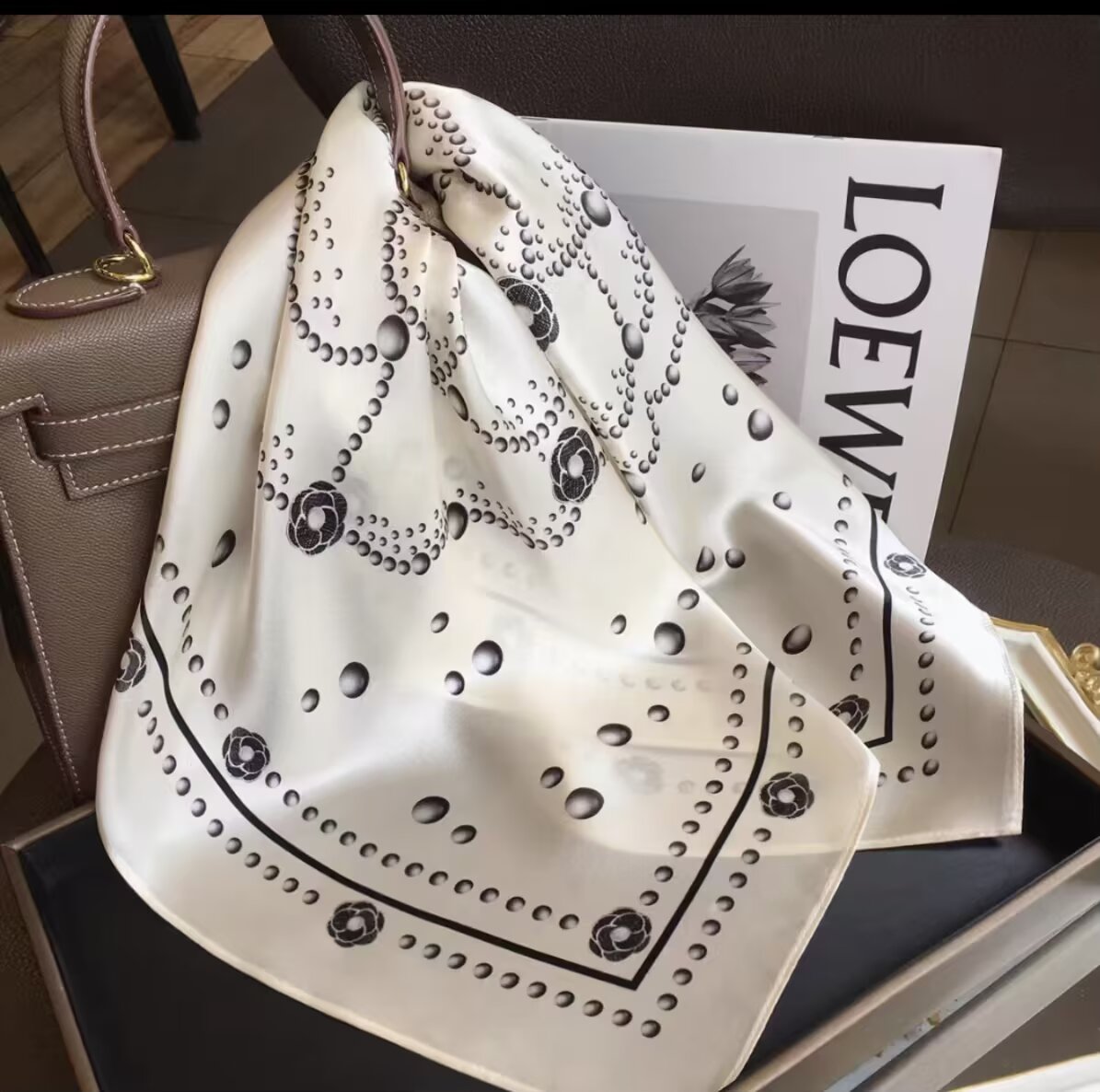 100% 멀버리 실크 스퀘어 스카프, 여성용 패셔너블  - Scarf Silk Square 리뷰 및 가격